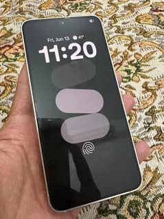 Samsung S24