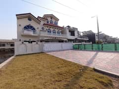 Ideal Main Double Road House In Islamabad Available For Sale