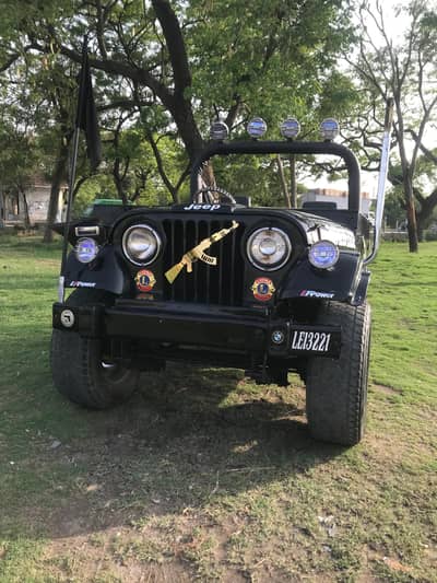 CJ 7 jeep buty for sel
