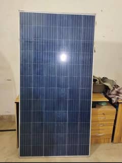 penal sell 24 volt hai 320 watt hai 10600 liye the 8 tak dede gy