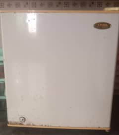 Room Refrigerator