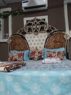 bed side table dresing and chokias almari . . + wadrob