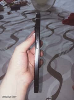 urgent sale iphone 16