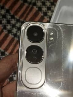 vivo y200 8+8/256