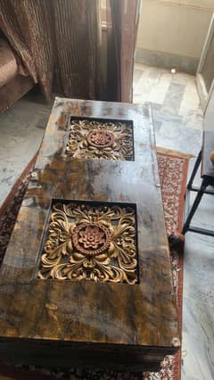 chocolate brown colour table good condition