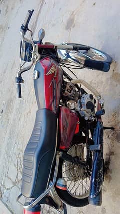 Honda 125 - Red Colour - 2016 Model