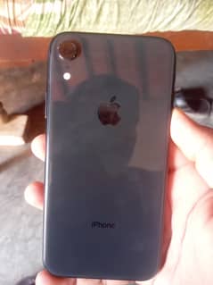 iphone XR 64GB 83/ battery health