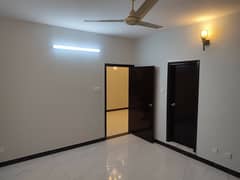 Triple Storey Bungalow For Sale Gulshan-E-Iqbal