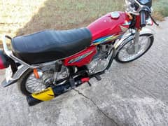 Honda CG 125 2018 model bike for sale WhatsApp 0370,48,15,728