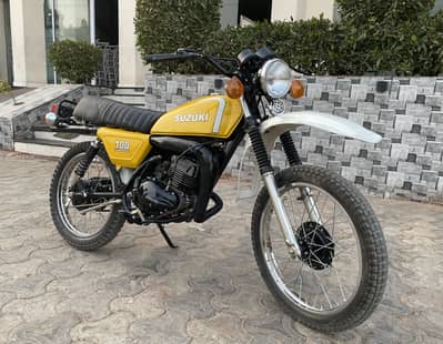Suzuki TS 100 In Perfect Condition Only For Vintage Lovers