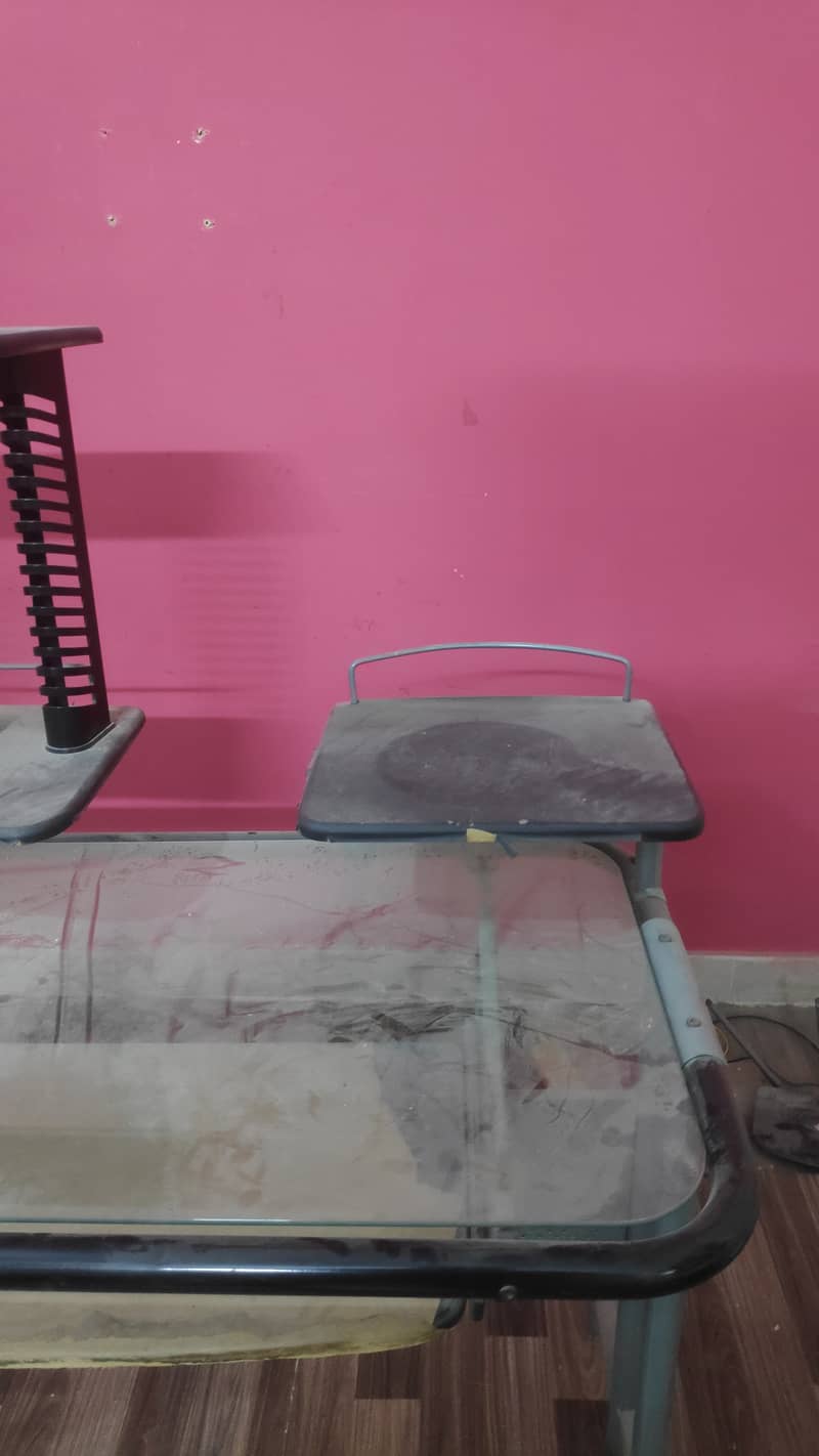 Computer Table 2