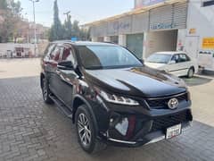Without driver Rent a car/Car rental/Corolla Gli self-drive/Rent a car