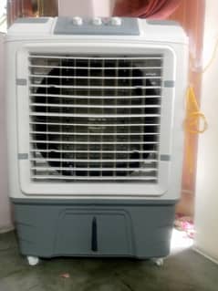 1 week use urgent sale need money 03094600701