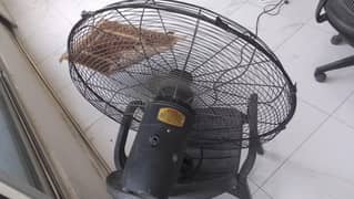 Bracket Fan