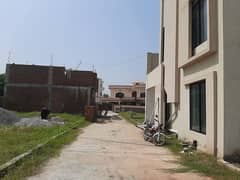 3.5 Marla Corner Plot Available For Sale
