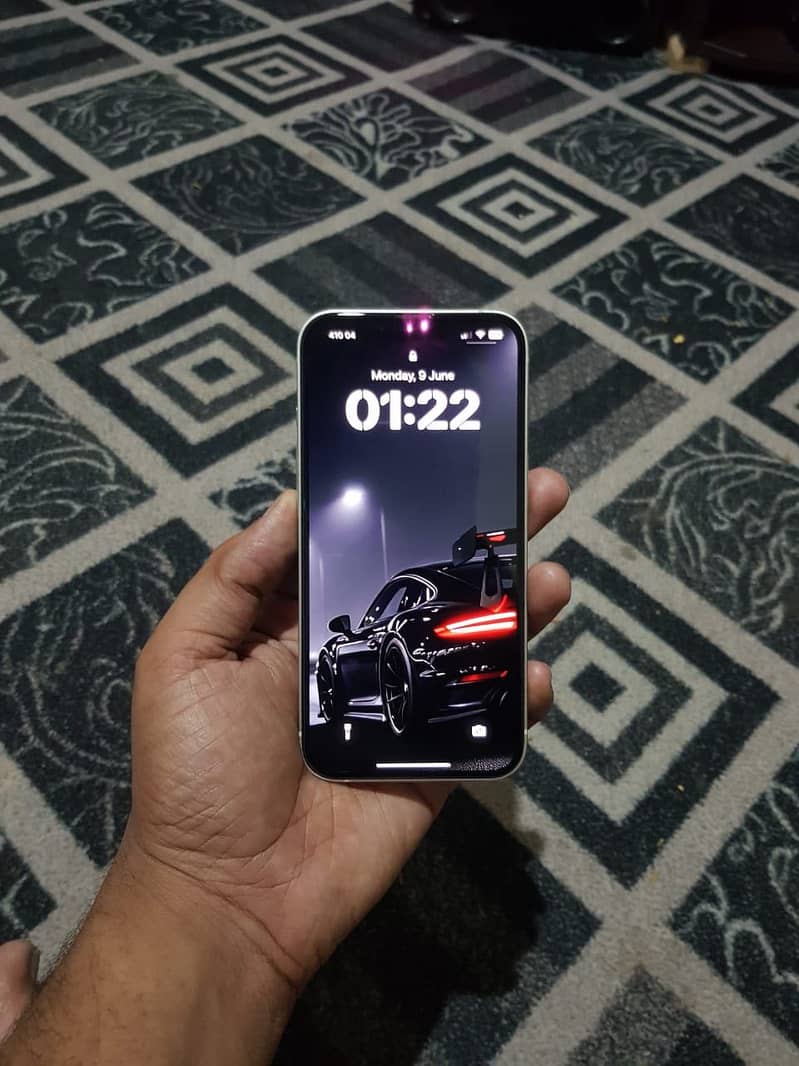 IPhone 13 factory Unlock Zong sim working Only for sell No exchange 1