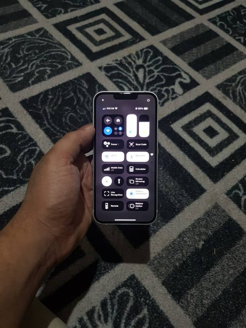 IPhone 13 factory Unlock Zong sim working Only for sell No exchange 3