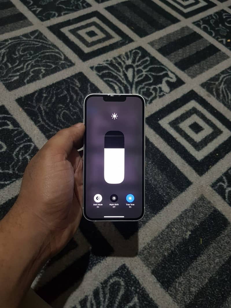 IPhone 13 factory Unlock Zong sim working Only for sell No exchange 4