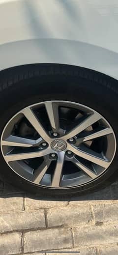 Honda civic 2022 to 2024 Rims Brand new condition
