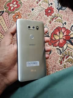 LG v30 thinq 4/64 pta approved exchange possible