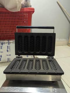 Lollipop shape waffle maker maker