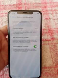 iphone 11pro max 64gb jv  back broken baqya all ok ha with box charger