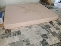 Dimond Moalty foam king bed