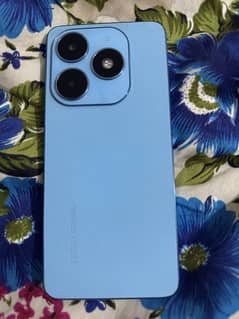 Tecno spark 20
