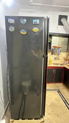 Dawlence Full Size Refrigerator