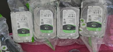 4 Seagate HDD 8TB