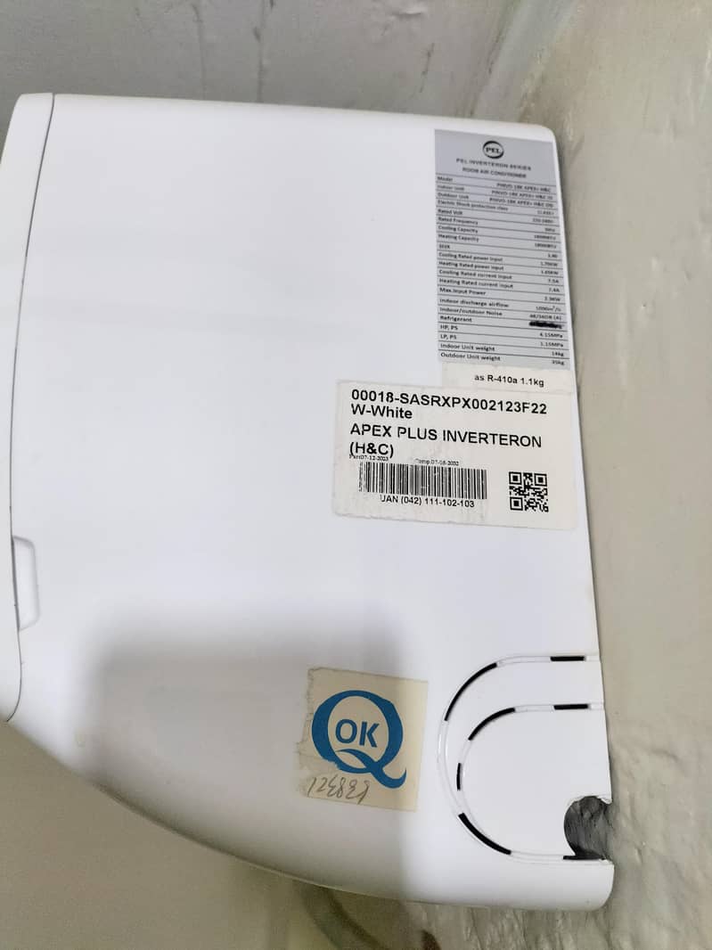 Window Ac used around 2years in perfect condition not even a scratch 2