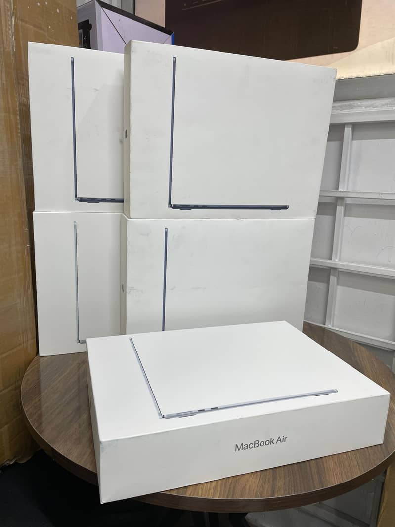 APPLE MACBOOK AIR M4 13" 16GB/256GB SKY BLUE MC6T4 4