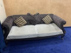 3 seater sofa with pillows