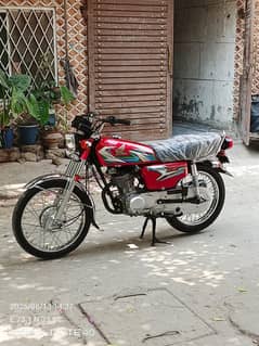 honda cg 125 model 23 shisa pice 10 rupay ka bhe kam nahi  03321570755