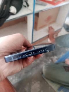 IPhone12 beatry 100 Fice id off  or all OK