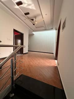 Bahria Enclave Sector B-1 Brand New Condition 5 Marla House Available In Beautiful Location.