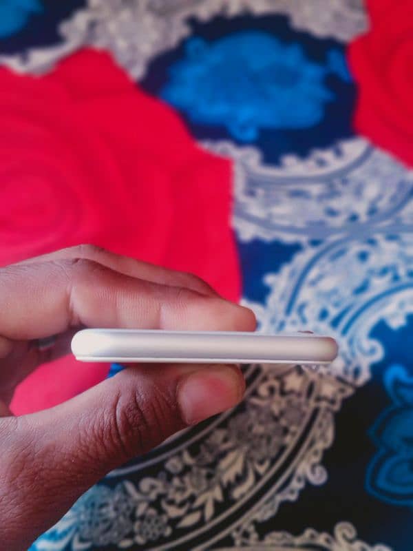 iphone XR 10/10 condition 1