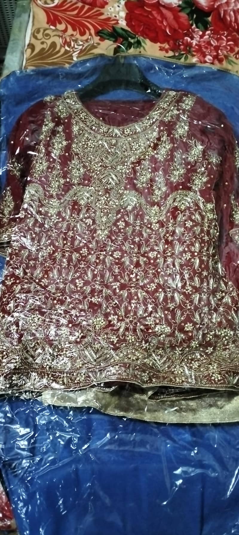 Medium size just 2 hours used 10/10 condition 3