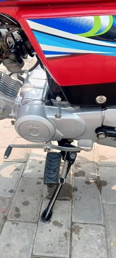 CD 70 2024 model all ok brand new