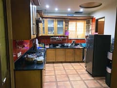 1 Kanal Slightly Used Bungalow For Sale At Hot Location Phase 5