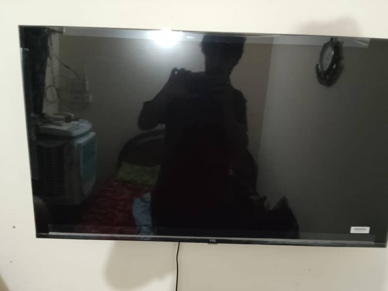 Tcl Lcd 7