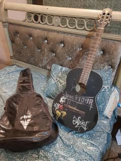 Guitar Black Glossy
