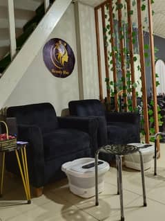 Rent saloon for sale