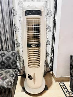 I-zone Tower Cooler Only 1 Season Use