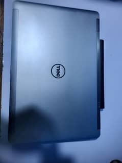 i7