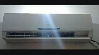 Gree 1.5 Ton Non-Inverter AC