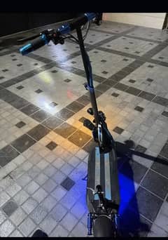 Electric scooty foldable for more details contact you 03321454187