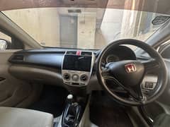 Honda city 2016 white total ganiune best fuel everage