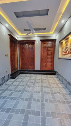 5. MARLA BRAND NEW HOUSE AVAILABLE FOR RENT