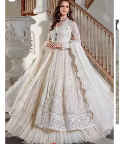Formal wear stiched wedding dress best condition